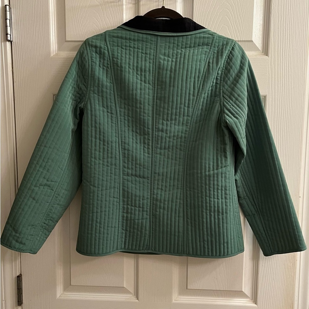 2025 GREEN~JACKET~BUTTON UP QUILTED~CUTE! - Picture 2 of 6